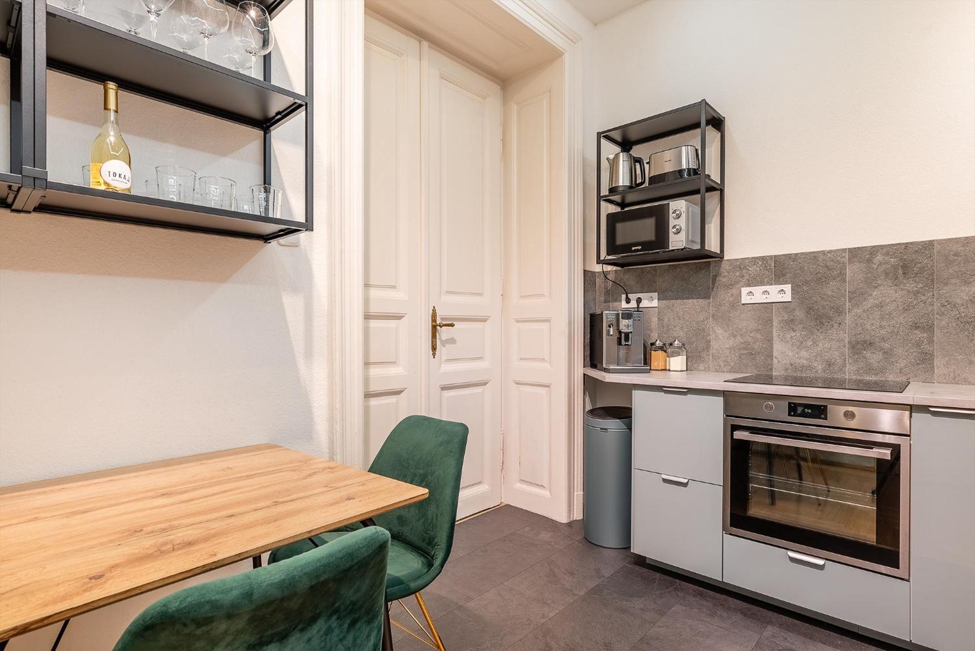Aviator Luxury Apartment Budapest Luaran gambar